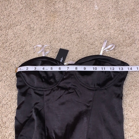 NWT Lulu’s Sultry Sweetie Black Strapless Satin Bustier Bodysuit Size Small - Picture 12 of 14
